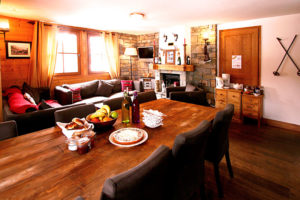 comfy and elegant living and dinning room in chalet belvedere tignes