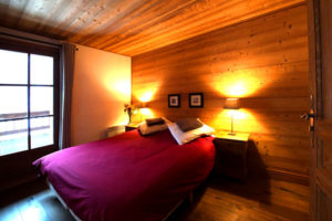 bedroom in chalet boubou in tignes