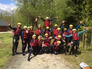 Fin de saison personnel sortie rafting en eau vive bourg st maurice